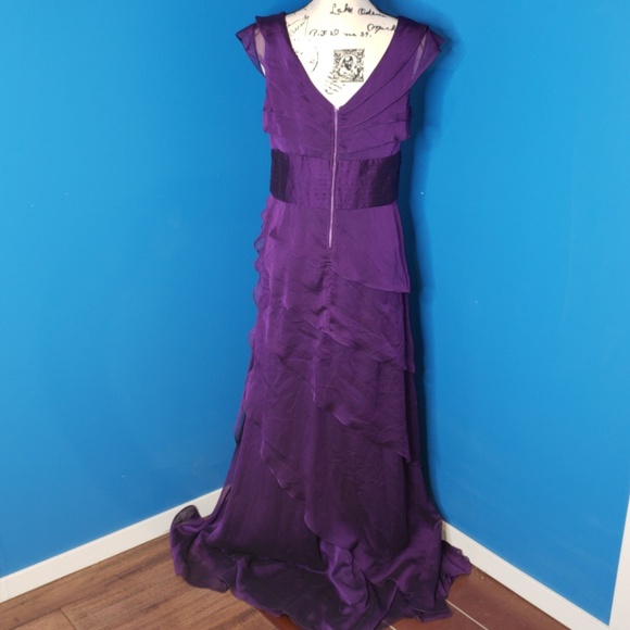 EUC Adrianna Papell Occasions Purple Formal Gown - Picture 3 of 8